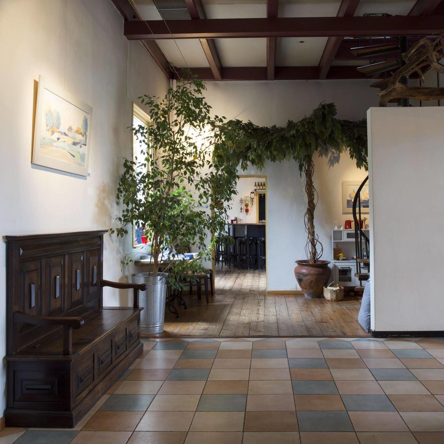 Hotel Restaurant 'De Oorsprong' Sint Nicolaasga Exterior photo