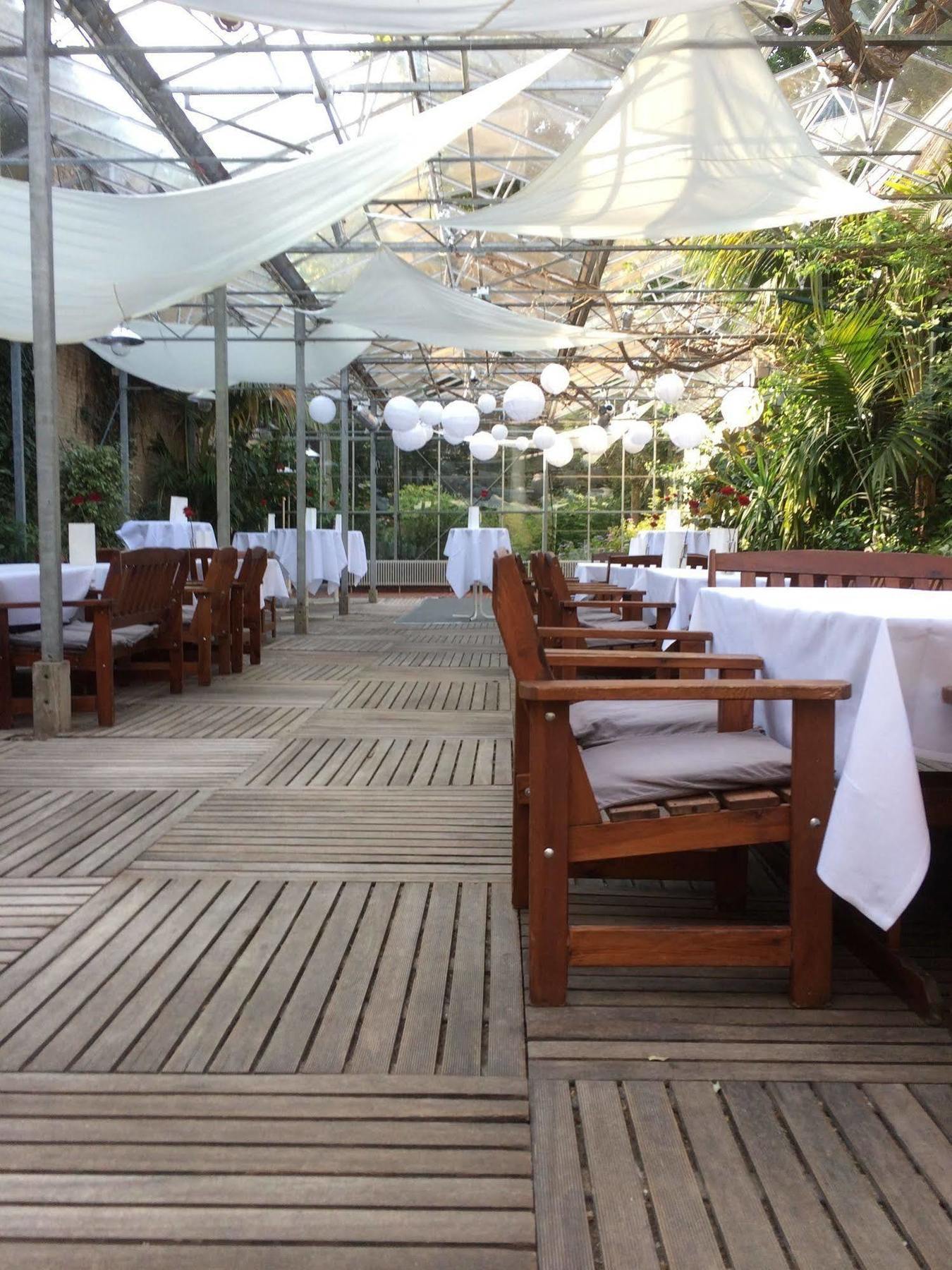 Hotel Restaurant 'De Oorsprong' Sint Nicolaasga Exterior photo